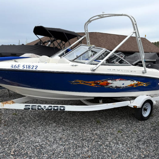Bayliner Wake Tower (17 ft)